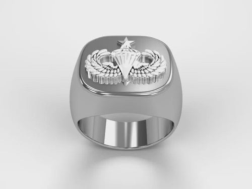A video illustrating a sleek silver men's military style signet ring with a raised Senior Parachutist Badge logo rotating on a 360 degree turn table.