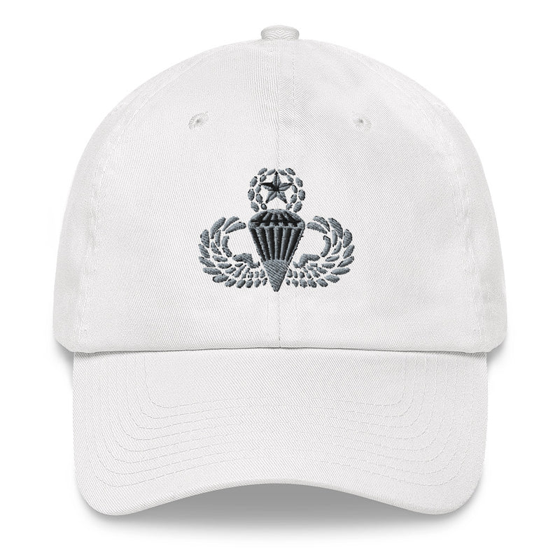A white Master Parachutist Hat with the logo on the front.  The hat has a curved visor and an adjustable strap at the back.