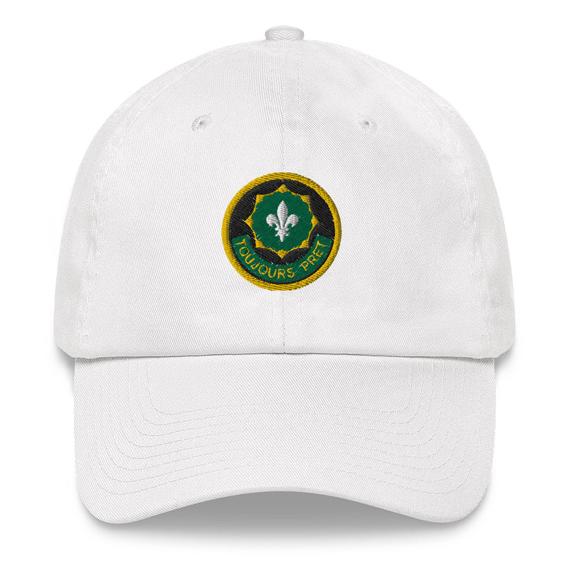 A white 2nd-cavalry-regiment Hat with the logo on the front.  The hat has a curved visor and an adjustable strap at the back.