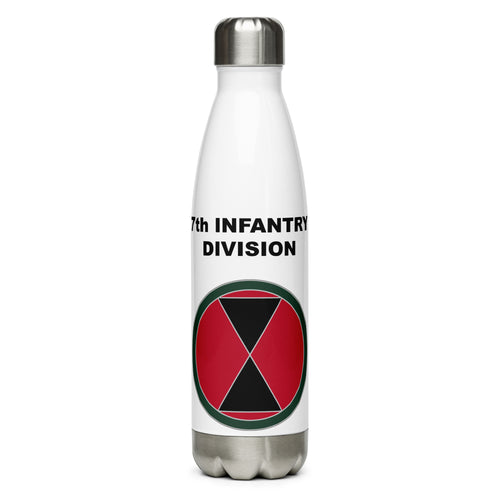 Designed with the 7th Infantry Division logo of the US Army, this water bottle is the perfect addition for today's soldier