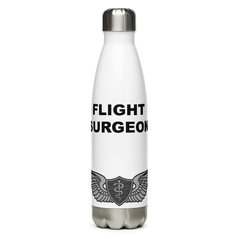 Designed with the Flight Surgeon logo of the US Army, this water bottle is the perfect addition for today's soldier
