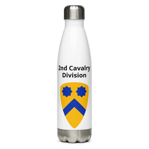Designed with the 2nd Cavalry Division logo of the US Army, this water bottle is the perfect addition for today's soldier